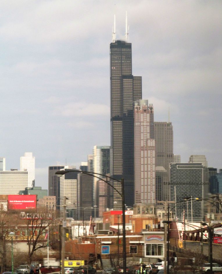 IMG_8430 chicago willis tower from train window 122017 trainumentary