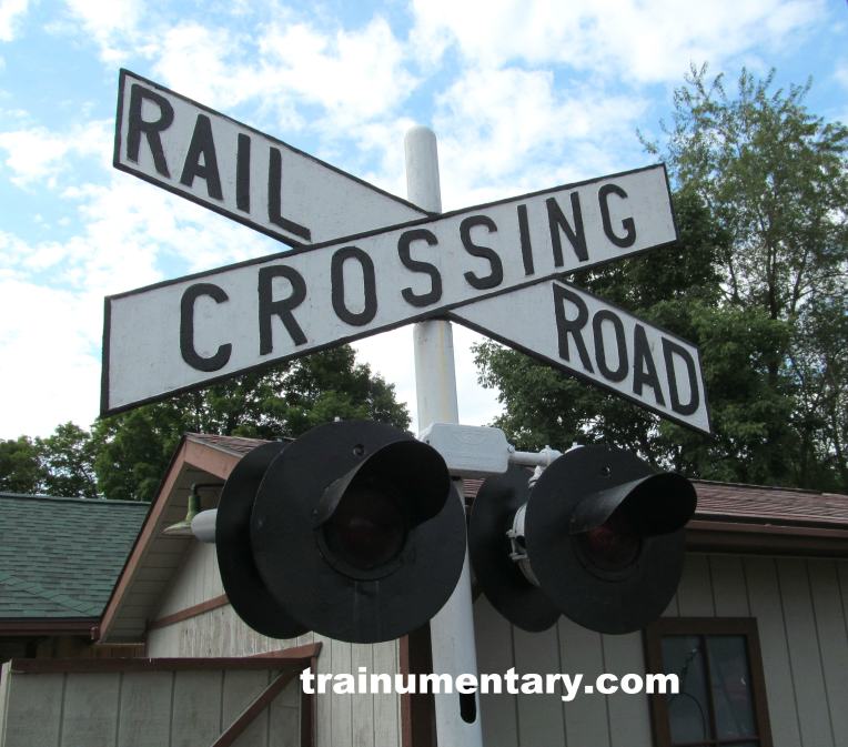 082015 railroad crossing sign with web cropped